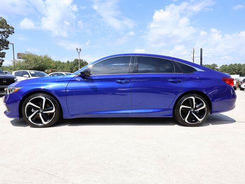 Used 2021 Honda Accord Sport image 2