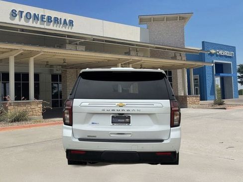 Used 2023 Chevrolet Suburban High Country image 6