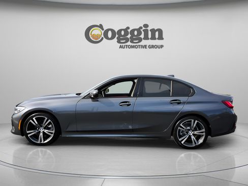Certified 2022 BMW 330i Sedan w/ Driving Assistance Package image 2