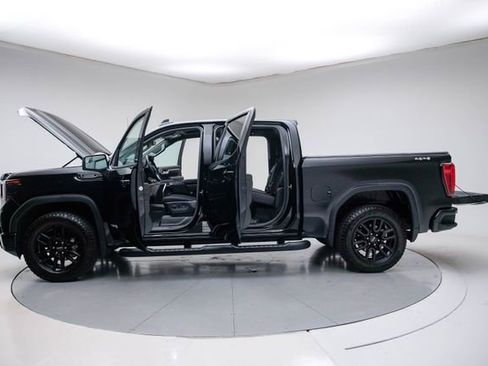 Used 2026 GMC Sierra 1500 Elevation w/ Elevation Select Package AWD/4WD image 18