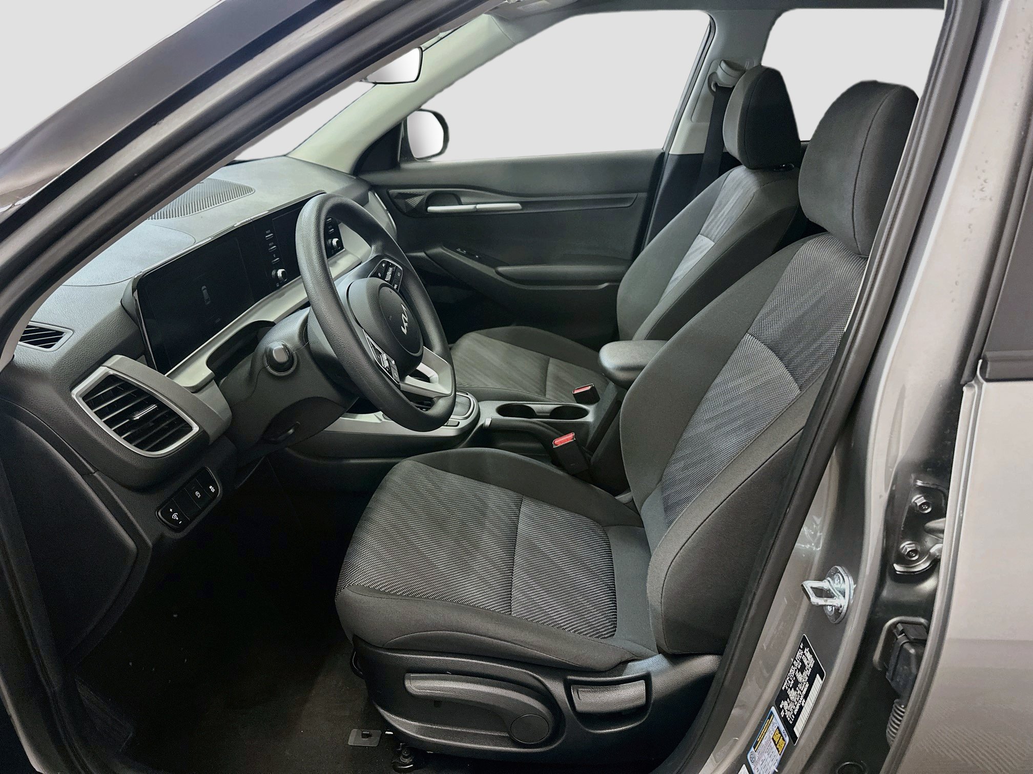 Used 2026 Kia Seltos LX AWD/4WD image 13