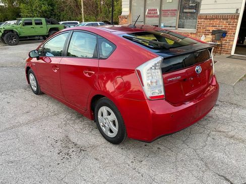 Used 2010 Toyota Prius One image 3