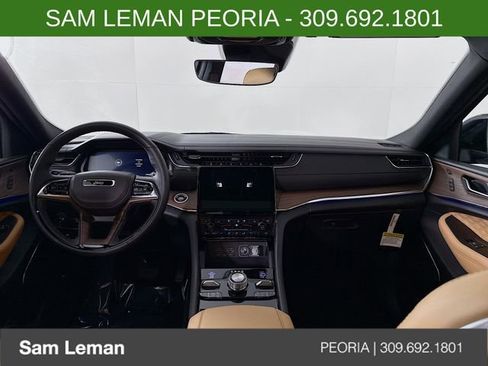 New 2025 Jeep Grand Cherokee Summit w/ Obsidian Package image 24