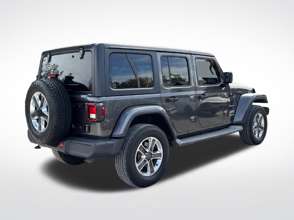 Used 2018 Jeep Wrangler Unlimited Sahara AWD/4WD image 6
