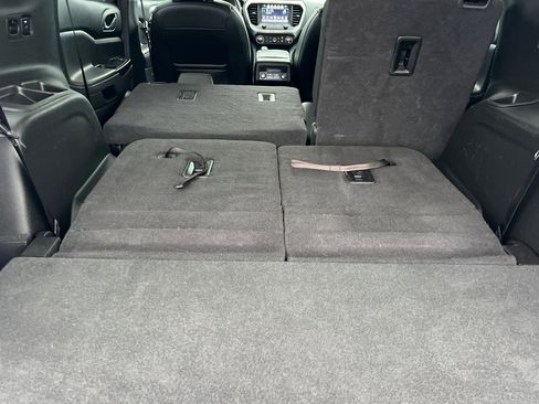 Used 2017 GMC Acadia SLT image 17