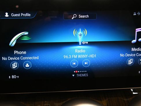 Used 2020 Mercedes-Benz GLC 300 4MATIC image 15