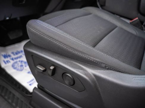 Used 2022 Chevrolet Silverado 1500 Custom AWD/4WD image 35