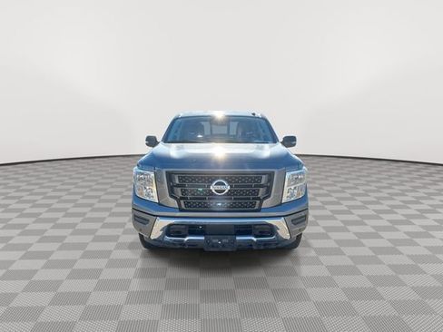 Used 2020 Nissan Titan SV w/ SV Convenience Package image 3