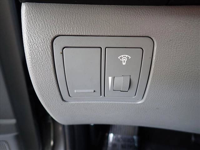 Used 2010 Hyundai Elantra GLS FWD image 11