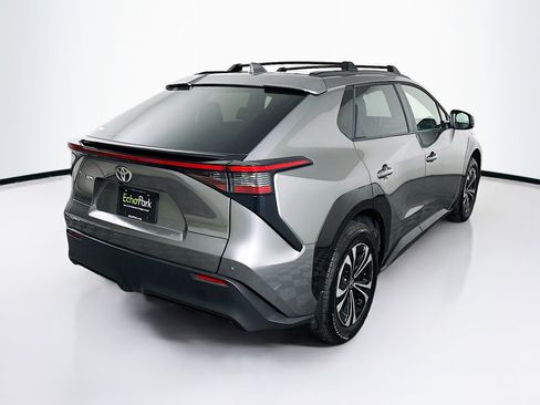 Used 2025 Toyota bZ4X FWD image 9