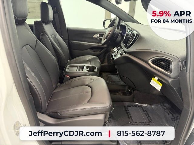 New 2027 Chrysler Pacifica Select AWD/4WD image 22