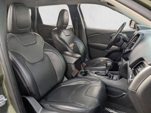 Used 2019 Jeep Cherokee Limited image 21