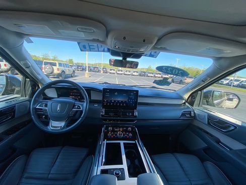 Used 2022 Lincoln Navigator Black Label AWD/4WD image 24