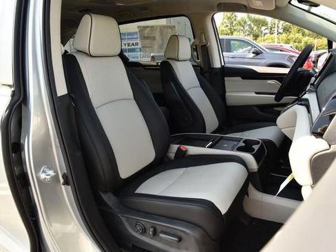 New 2026 Honda Odyssey Elite image 24