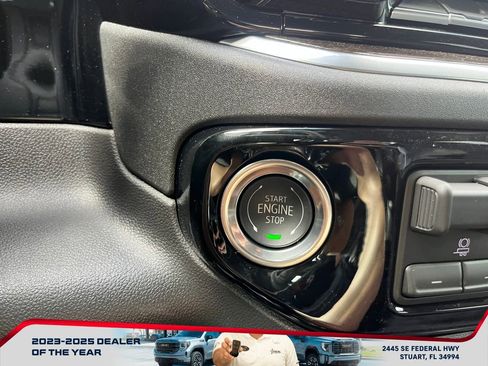 New 2026 GMC Sierra 1500 Elevation image 28