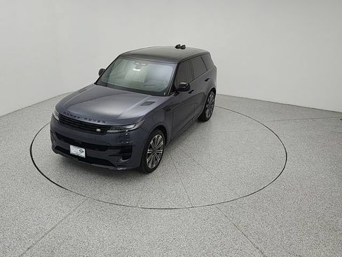 Used 2026 Land Rover Range Rover Sport Dynamic SE AWD/4WD image 13