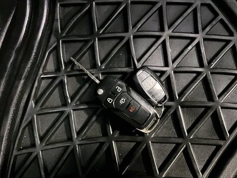 Used 2016 Ford Fusion S FWD image 31