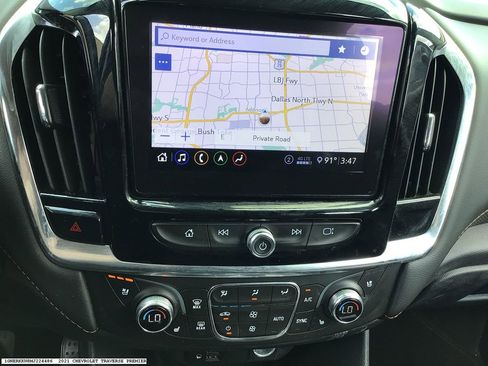 Used 2021 Chevrolet Traverse Premier w/ Redline Edition FWD image 10