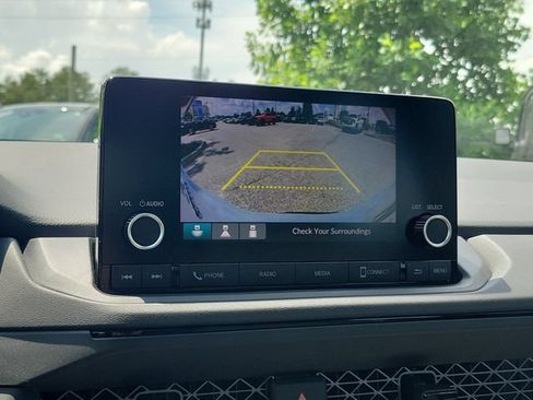 Certified 2025 Honda Accord LX image 20