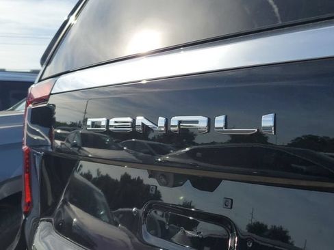 New 2026 GMC Yukon Denali RWD image 9