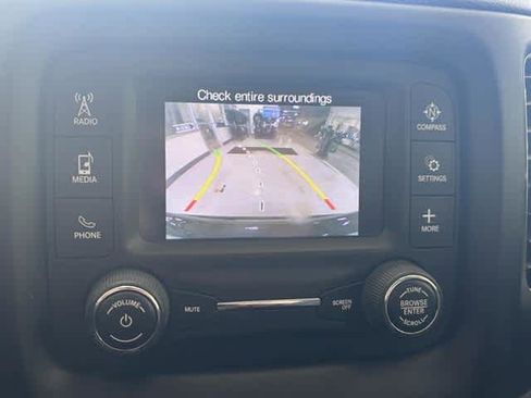 Used 2018 Jeep Compass Latitude w/ Cold Weather Group image 25