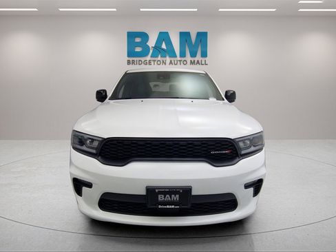 Used 2023 Dodge Durango GT image 2