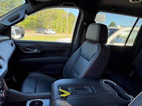 Certified 2024 GMC Yukon XL SLT image 19