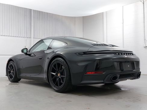 New 2026 Porsche 911 Carrera image 3