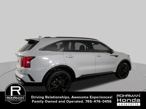 Used 2023 Kia Sorento SX AWD/4WD image 10