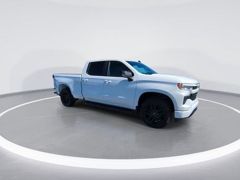 Used 2024 Chevrolet Silverado 1500 RST AWD/4WD image 2