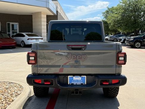 Used 2023 Jeep Gladiator Rubicon w/ LED Lighting Group AWD/4WD image 4