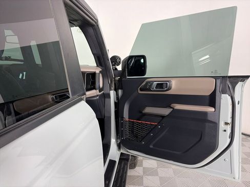 Certified 2023 Ford Bronco Wildtrak AWD/4WD image 33