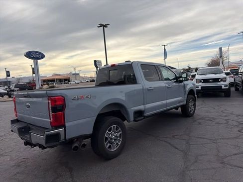 Used 2024 Ford F350 Lariat image 7