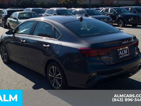 Used 2023 Kia Forte LXS image 10