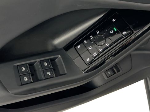 Certified 2025 Audi Q6 e-tron Premium w/ Convenience Package image 13