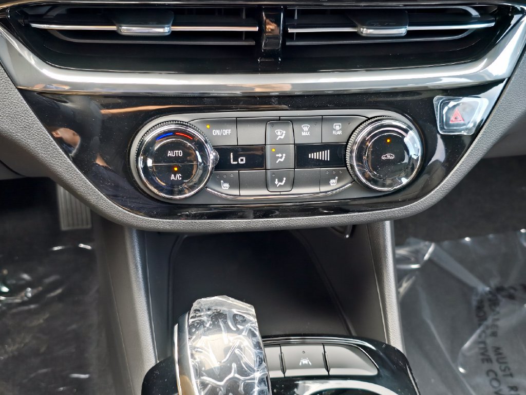 New 2026 Buick Envista Sport Touring w/ Convenience I Package FWD image 17