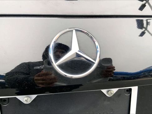 Used 2021 Mercedes-Benz GLB 250 GLB 250 image 31