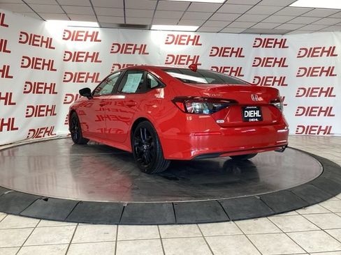 Used 2025 Honda Civic Sport image 5