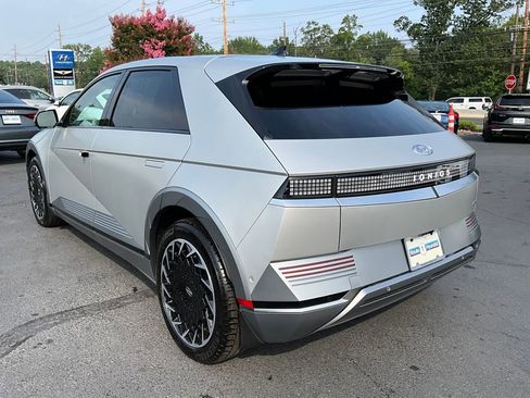 Used 2024 Hyundai Ioniq 5 Limited image 5