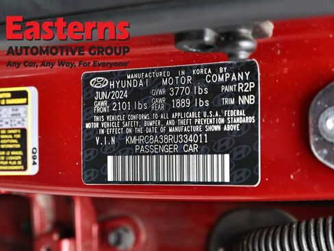 Used 2024 Hyundai Venue Limited FWD image 34