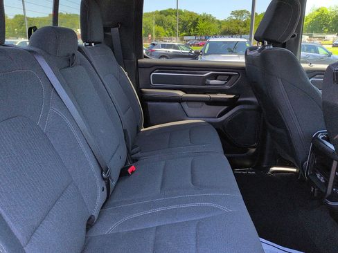 Used 2022 RAM 1500 Big Horn AWD/4WD image 11