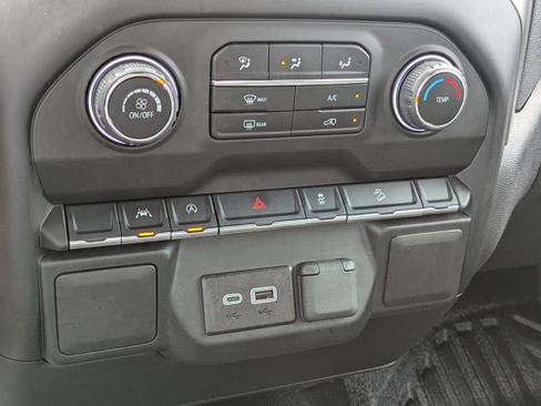 Used 2025 Chevrolet Silverado 1500 W/T w/ WT Value Package AWD/4WD image 18