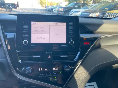 Used 2022 Toyota Camry SE image 22