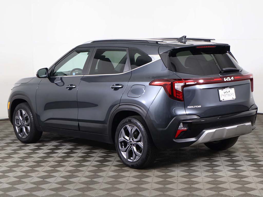 Used 2024 Kia Seltos S AWD/4WD image 9