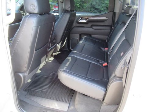 Used 2022 GMC Sierra 1500 Elevation w/ Preferred Package AWD/4WD image 36