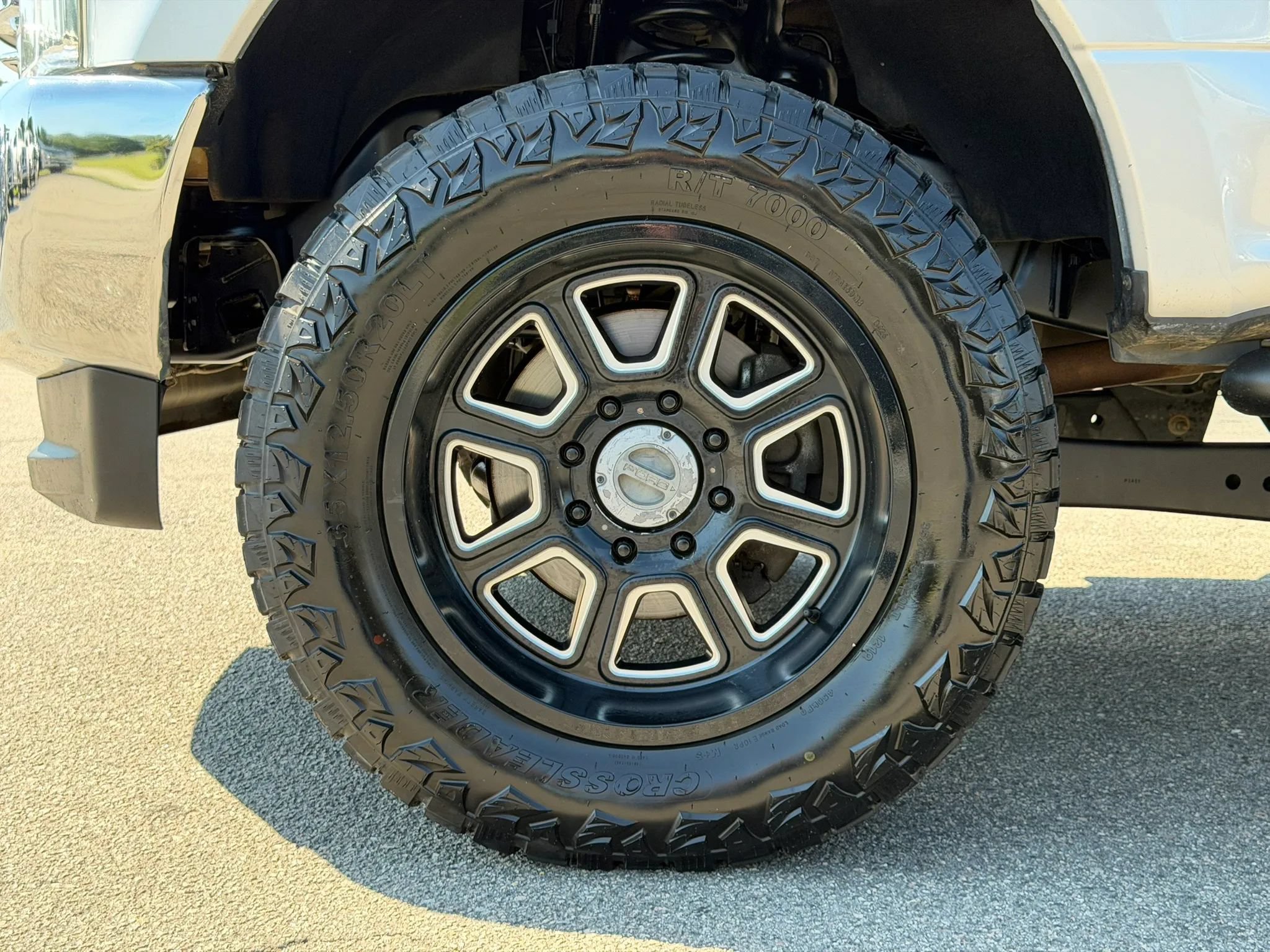 Used 2019 Ford F250 Lariat w/ Lariat Ultimate Package AWD/4WD image 14