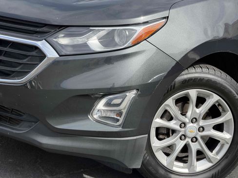 Used 2018 Chevrolet Equinox LS FWD image 12