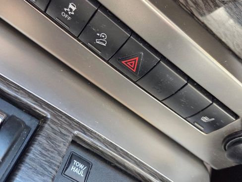 Used 2011 Jeep Liberty Limited Jet image 24