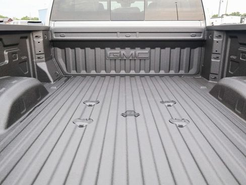 New 2026 GMC Sierra 2500 AT4X w/ LPO, Black Badging Package AWD/4WD image 6