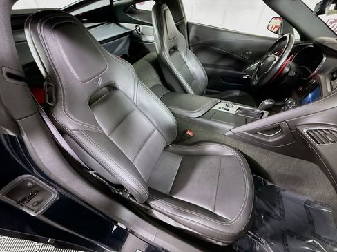 Used 2017 Chevrolet Corvette Stingray Coupe image 33